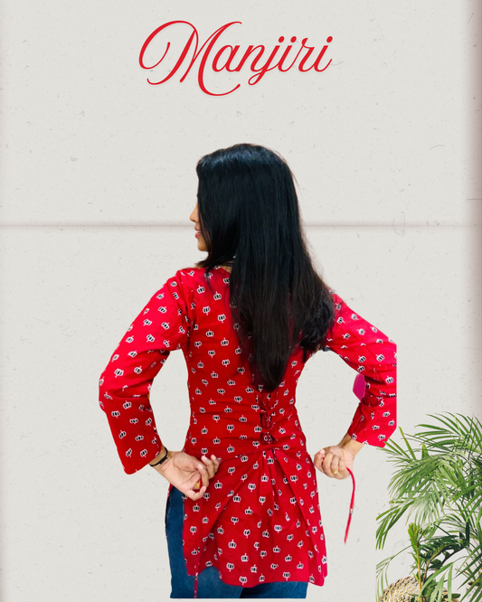 Manjiri – Full Sleeves Square Neck Short Kurti