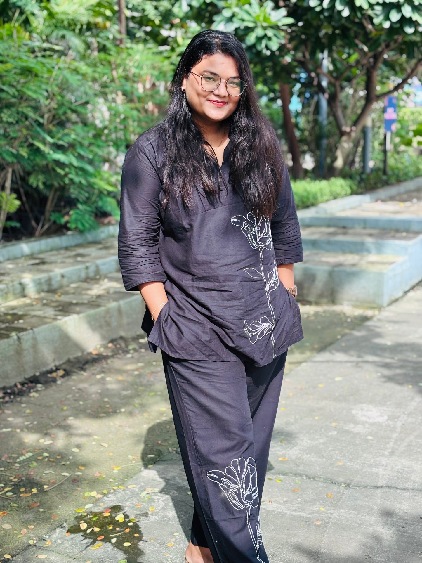 Nisha Co-ord set – 2-Piece Cotton Embroidered Set