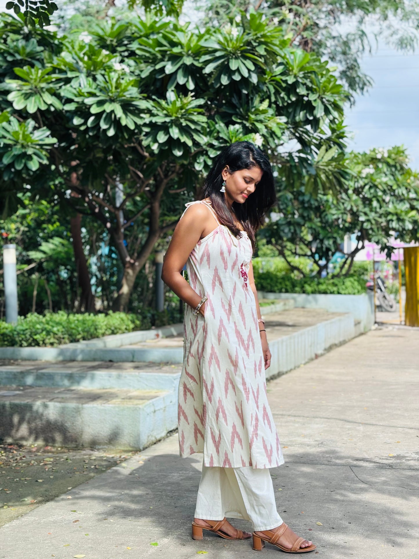 Saanjh Coordset – Hand-Printed 100% Cotton Sleeveless Top & Pants