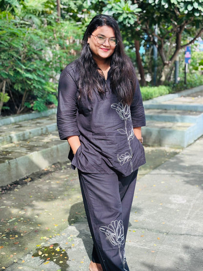 Nisha Co-ord set – 2-Piece Cotton Embroidered Set